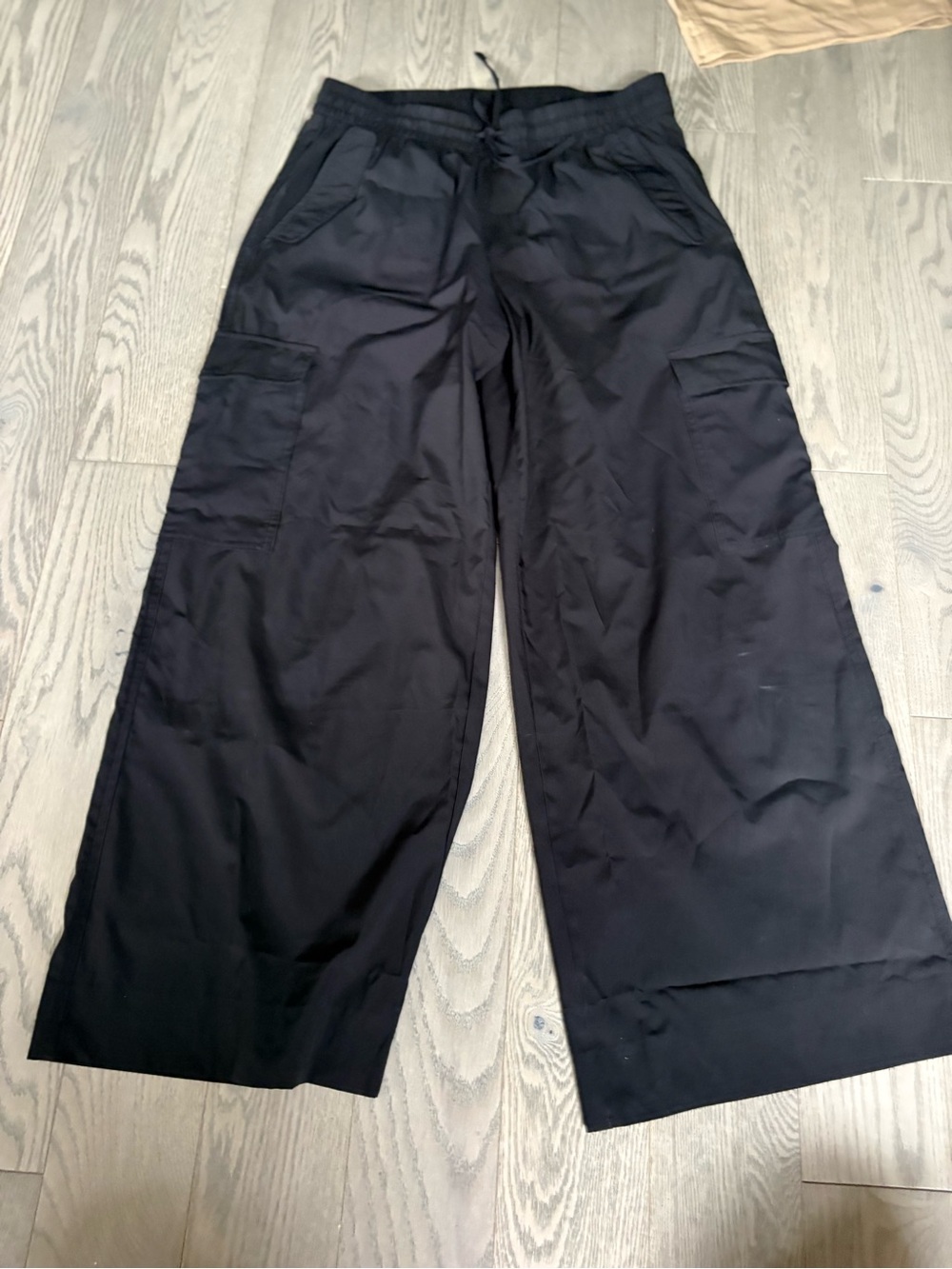 Ladies Black Wide-Leg Cargo Pants
